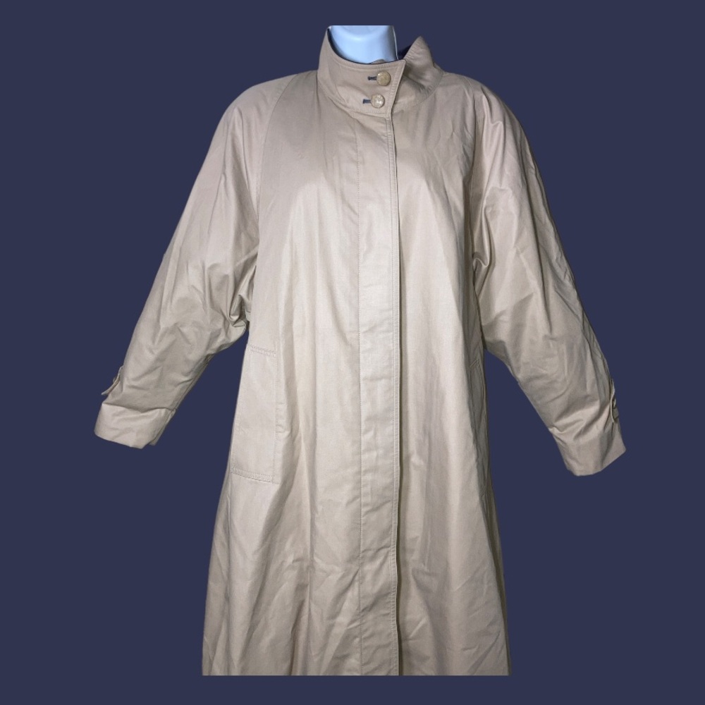 London Fog Trench Coat Beige Size 10 Regular - Picture 3 of 16